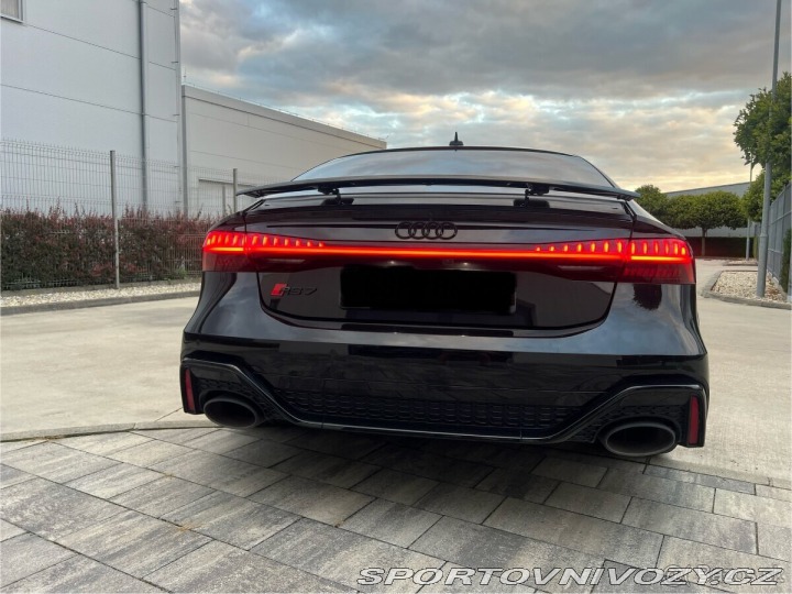 Audi RS7 2021