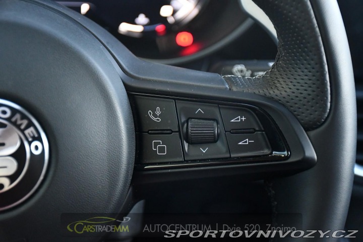 Alfa Romeo Giulia 2.0 TURBO 16V 206kW Q4 VE 2025