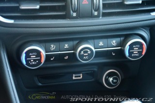 Alfa Romeo Giulia 2.0 TURBO 16V 206kW Q4 VE 2025