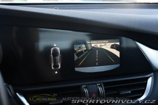 Alfa Romeo Giulia 2.0 TURBO 16V 206kW Q4 VE 2025
