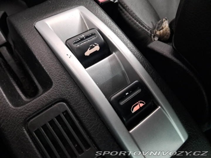 Peugeot 307 CC 2.0 2004