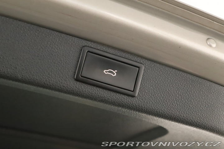 Škoda Superb Elegance 3.6 FSI V6 2011