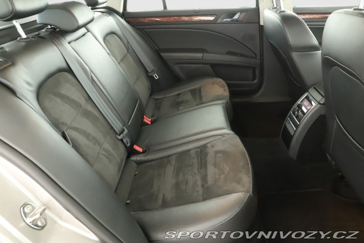 Škoda Superb Elegance 3.6 FSI V6 2011