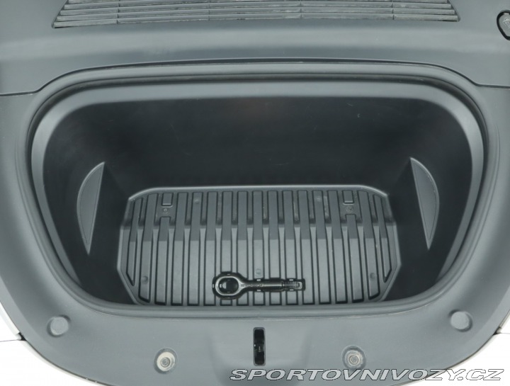 Tesla Model Y Long Range AWD 79kWh 2022
