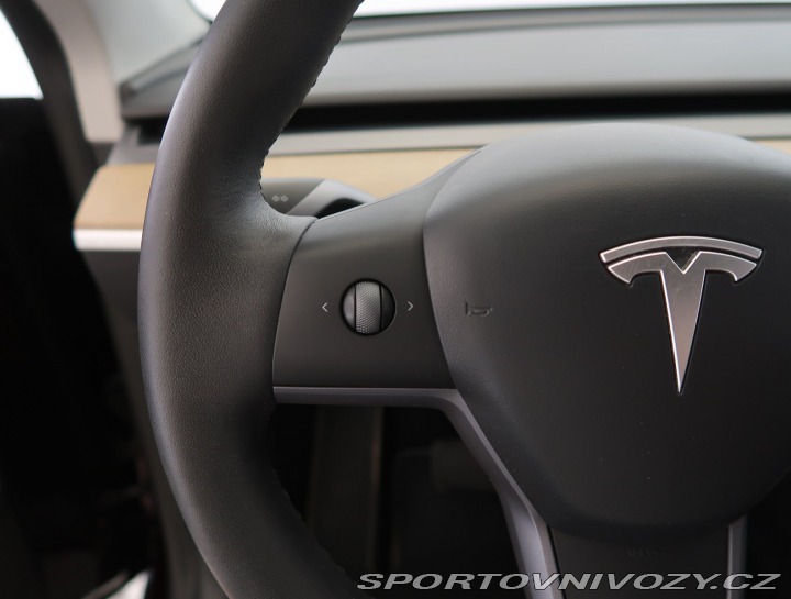 Tesla Model Y Long Range AWD 79kWh 2023