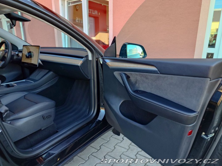Tesla Model Y Long Range 378 kW SOH 92, 2023