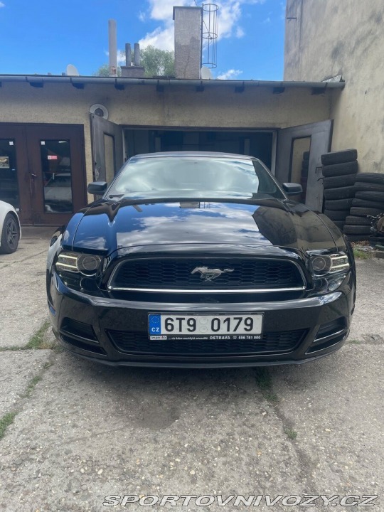 Ford Mustang 3,7 2012