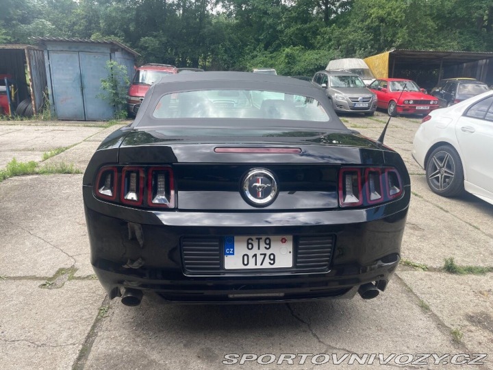 Ford Mustang 3,7 2012