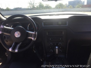 Ford Mustang 3,7 2012