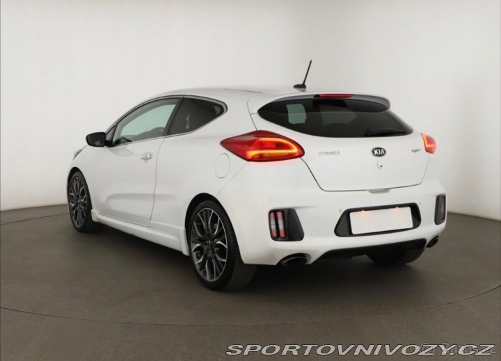 Kia Ceed GT 1,6 GT T-GDI 150 kW | M 1800