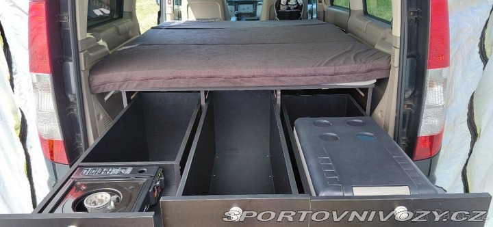 Mercedes-Benz Ostatní modely Viano 3,0 Obytna dodavka 2006