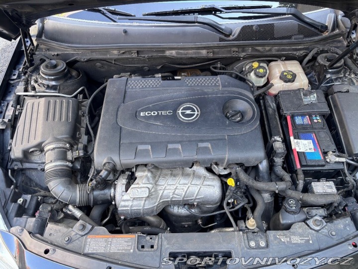 Opel Ostatní modely Insignia 2,0 Sports Tourer CDTI 2010