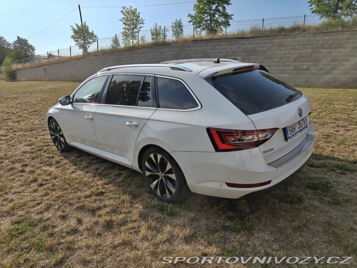 Škoda Superb 2,0 TDI 110kW DSG Lauri 1800