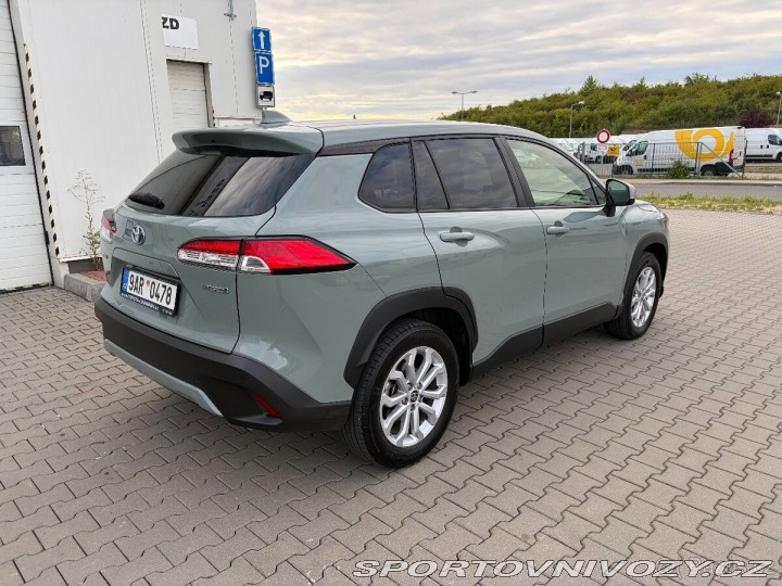Toyota Ostatní modely Corolla Cross 2,0   4x4 - servis Toyota 1800