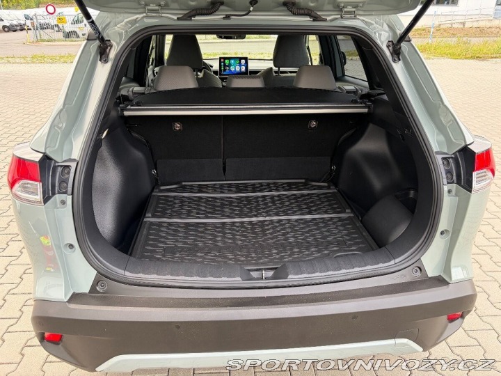 Toyota Ostatní modely Corolla Cross 2,0   4x4 - servis Toyota 1800