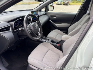 Toyota Ostatní modely Corolla Cross 2,0 4x4 - servis Toyota 1800
