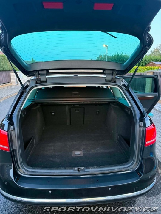 Volkswagen Ostatní modely Passat 2,0 B7 2010