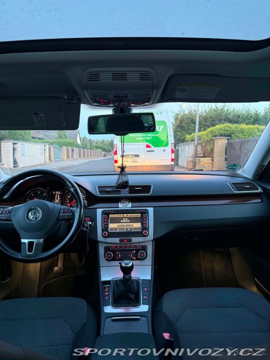 Volkswagen Ostatní modely Passat 2,0 B7 2010