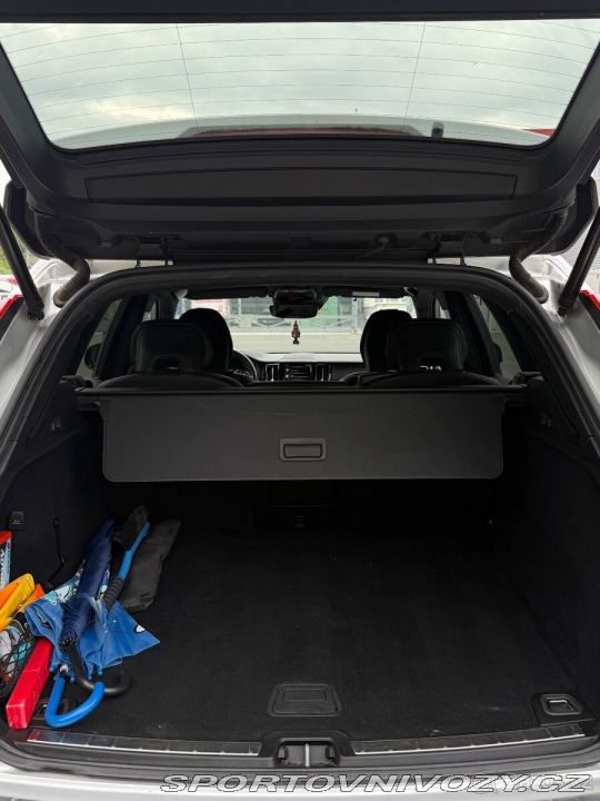 Volvo Ostatní modely XC60 2,0 T5 AWD 2019