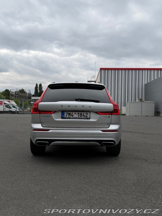 Volvo Ostatní modely XC60 2,0 T5 AWD 2019