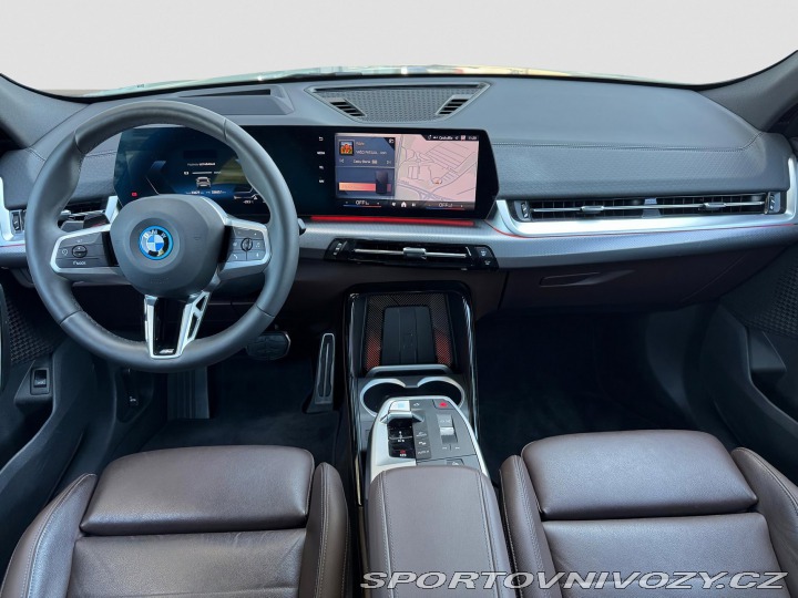 BMW iX2 xDrive30 1800