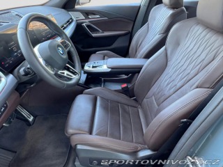 BMW iX2 xDrive30 1800