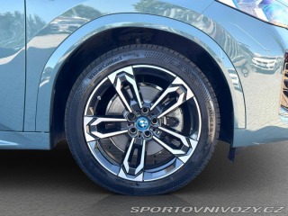 BMW iX2 xDrive30 1800