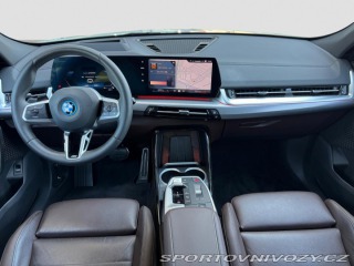 BMW iX2 xDrive30 1800