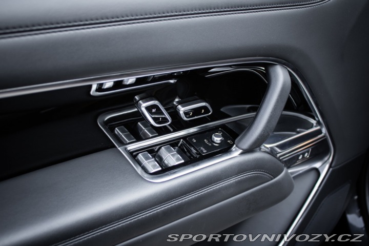 Ostatní značky Ostatní modely Land Rover Range Rover LWB 3.0i PHEV P440e HSE 2022