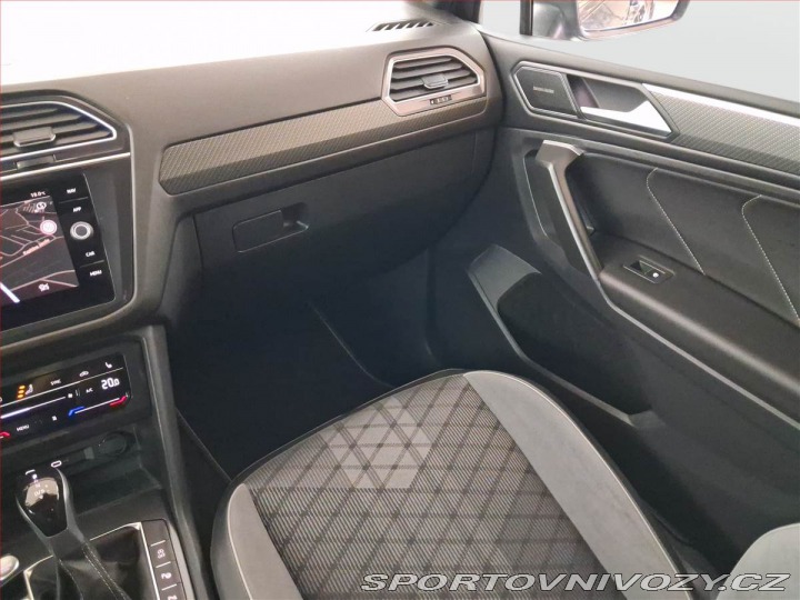 Volkswagen Ostatní modely Tiguan 2.0 TSI 2024