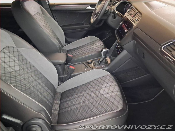 Volkswagen Ostatní modely Tiguan 2.0 TSI 2024