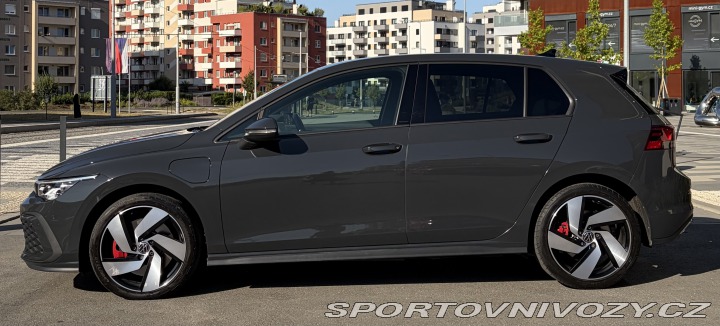 Volkswagen Golf GTE 2020