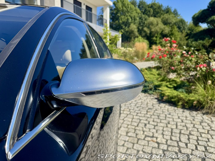 Audi S8 2014