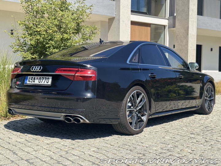 Audi S8 2014