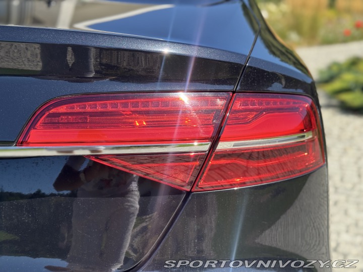 Audi S8 2014