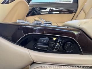 Audi S8  2014