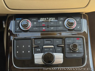 Audi S8  2014