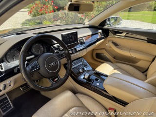 Audi S8  2014