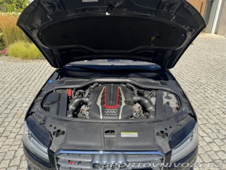 Audi S8  2014