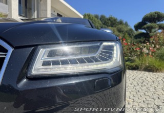 Audi S8  2014