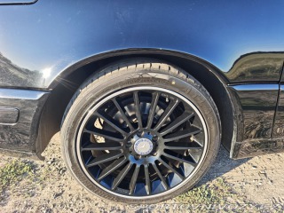 Mercedes-Benz SL R129 1999