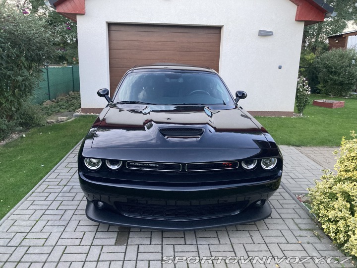 Dodge Challenger osobní 2020