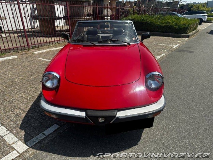Alfa Romeo Spider Veloce 1986
