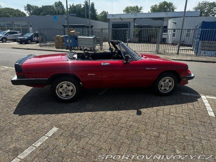 Alfa Romeo Spider Veloce 1986