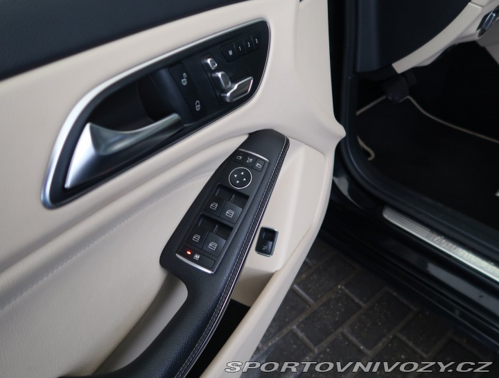 Mercedes-Benz CLA Urban 220 CDI 2018