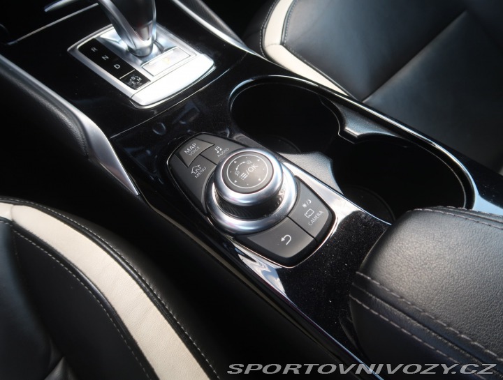 Infiniti Q30 1.6t 2019