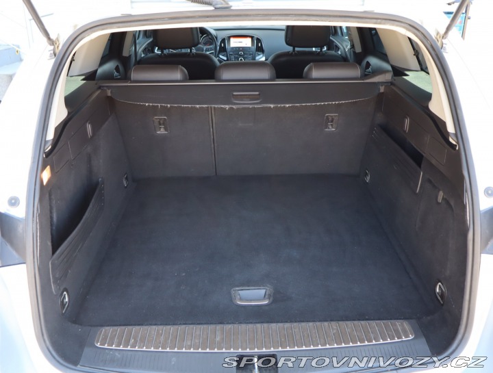 Opel Astra 2.0 CDTI 2015