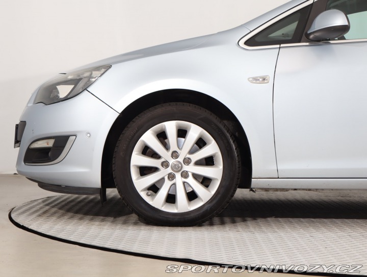 Opel Astra 2.0 CDTI 2015