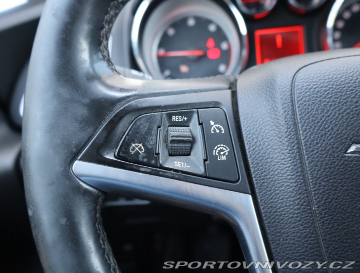 Opel Astra 2.0 CDTI 2015
