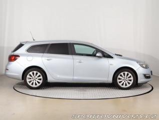 Opel Astra 2.0 CDTI 2015
